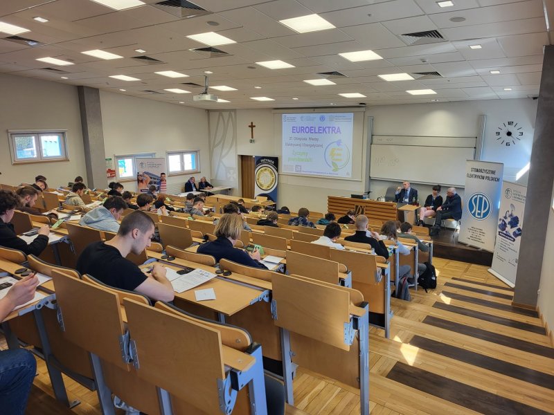 ELEKTROMECHATRON AulaA61 fot. K. Kamuda