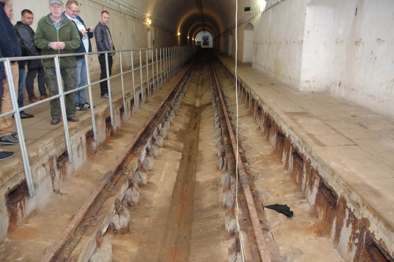 Zwiedzanie bunkra kolejowego w Konewce