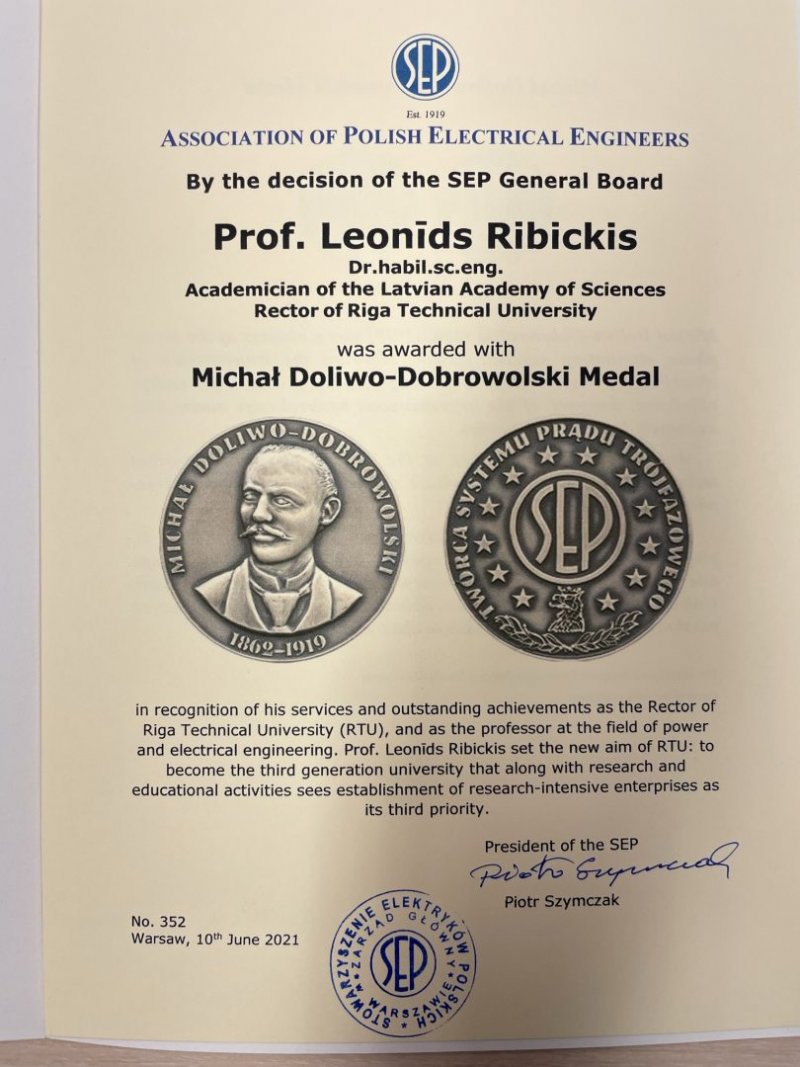 Dyplom Medalu im. Michała Doliwo- Dobrowolskiego