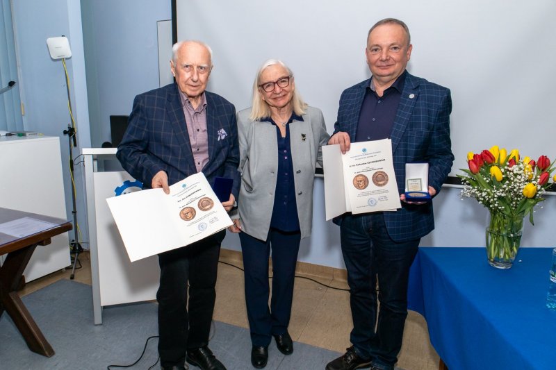Medale im. prof. M. Pożaryskiego otrzymują Koledzy Radosław Szczerbowski i Jan Chrzanowski